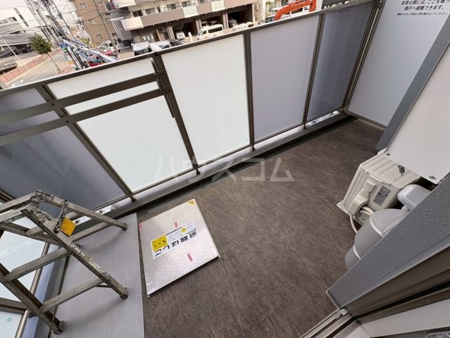 25/30 バルコニー