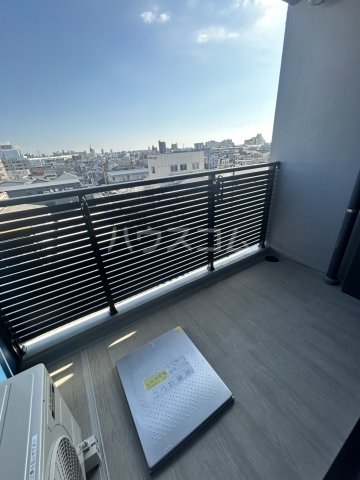 13/23 バルコニー