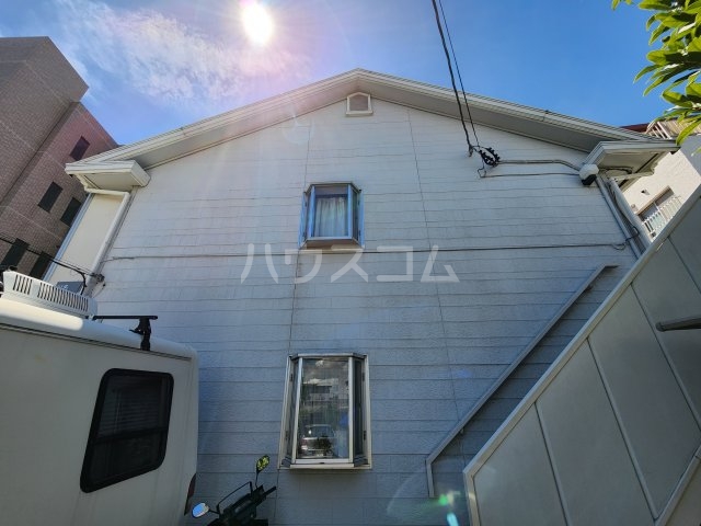 23/30 エントランス