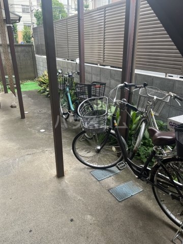 24/25 駐車場