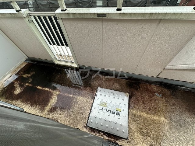 22/30 バルコニー