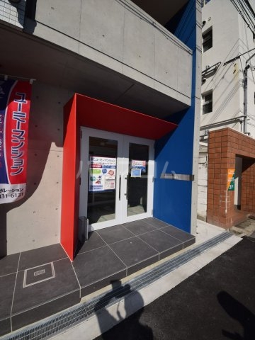 13/13 エントランス