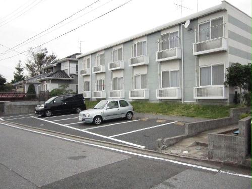 13/13 駐車場