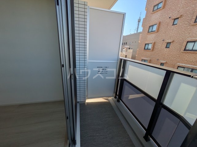 13/30 バルコニー