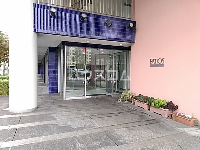 17/19 エントランス