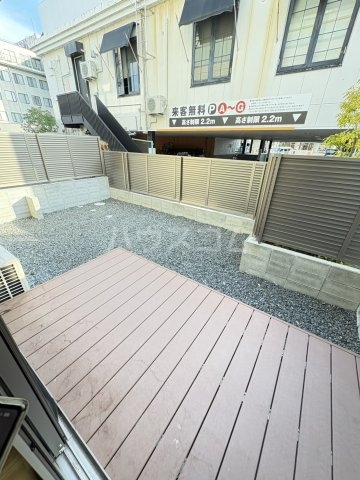 21/30 バルコニー