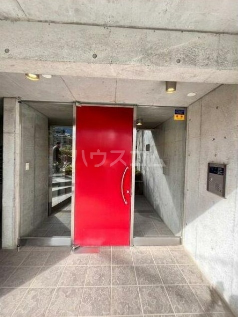 15/25 エントランス