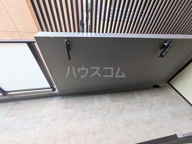 19/28 バルコニー