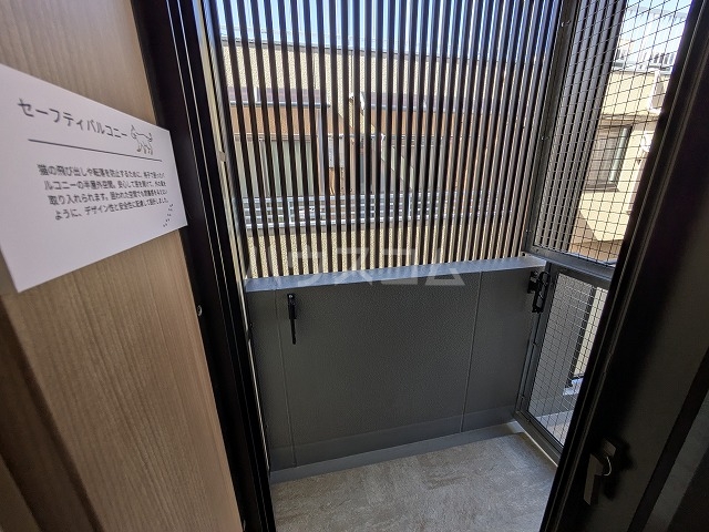 15/24 バルコニー