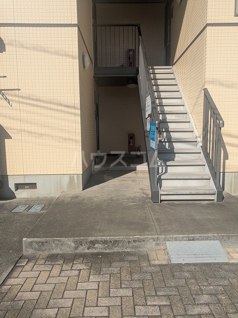 2/13 エントランス