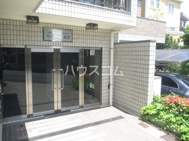 22/30 エントランス