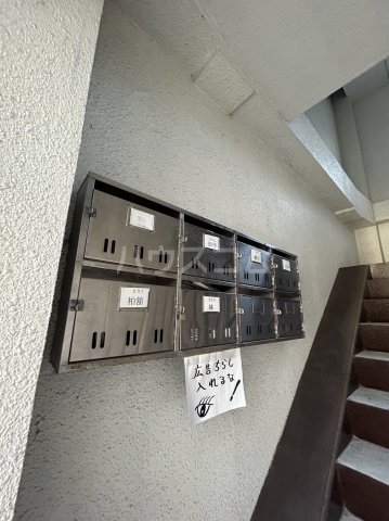 20/29 エントランス