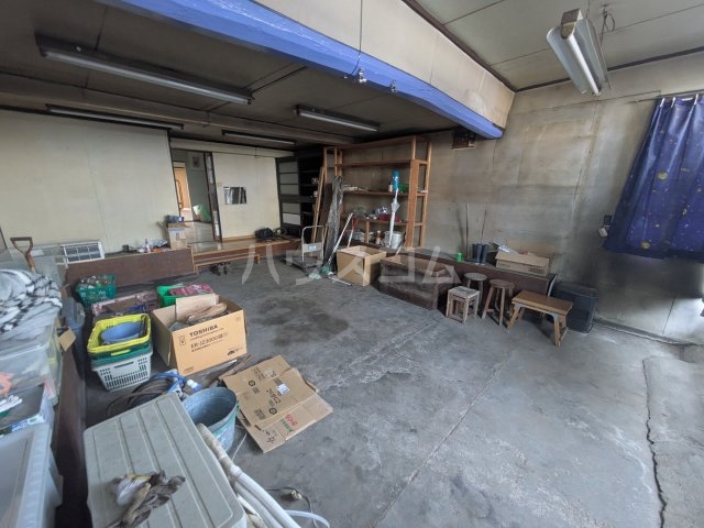 16/25 エントランス