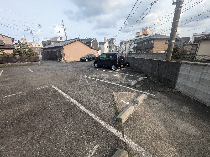 16/24 駐車場