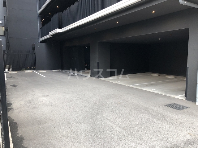 22/26 駐車場