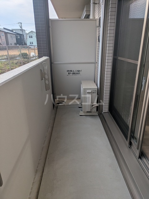 13/30 バルコニー