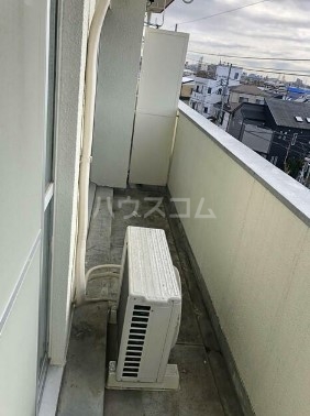 13/23 バルコニー
