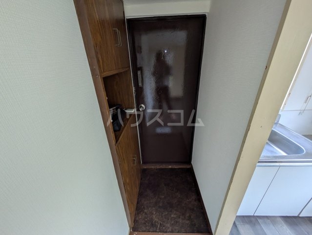 14/30 玄関