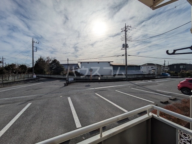 2/7 駐車場