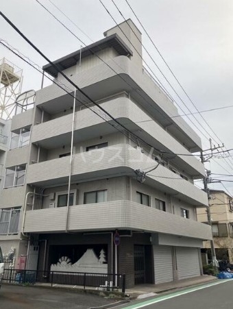 20/23 エントランス