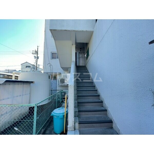 2/10 エントランス