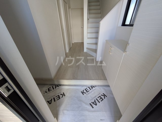 13/29 玄関