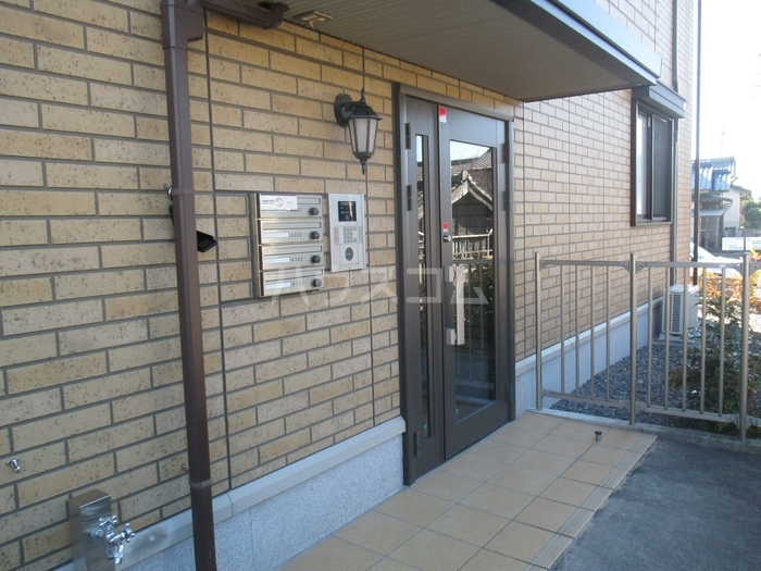 2/11 エントランス