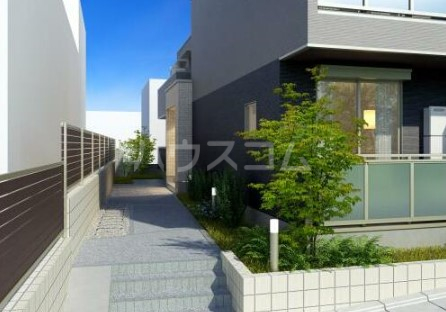 14/21 エントランス