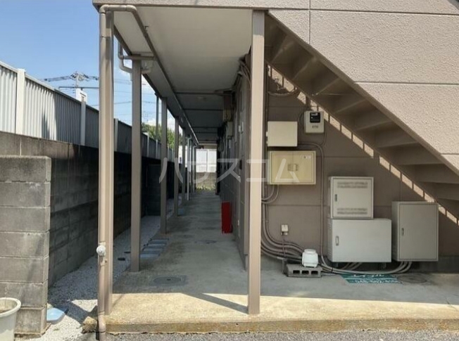 15/18 エントランス