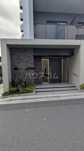 2/5 エントランス