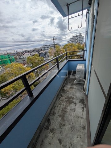 19/30 バルコニー