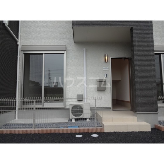 18/21 エントランス