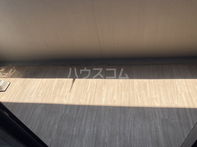 18/26 バルコニー