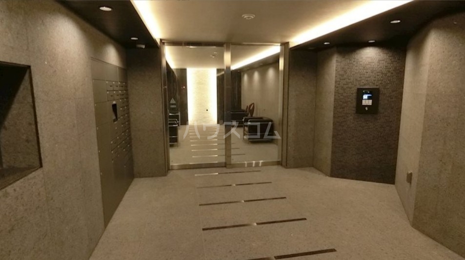 2/10 エントランス