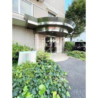 15/22 エントランス