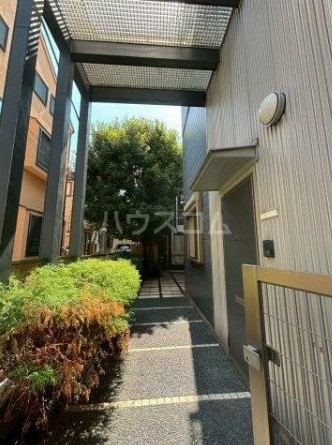 21/24 エントランス