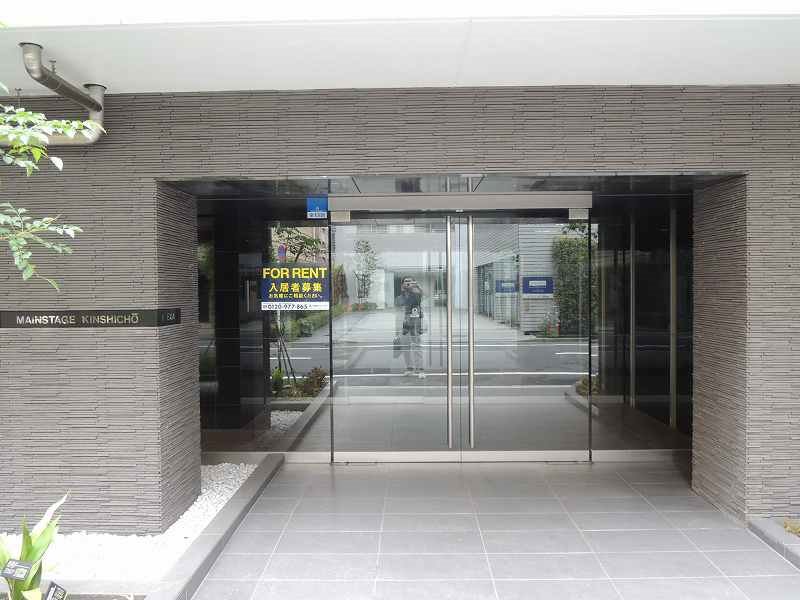 2/11 エントランス