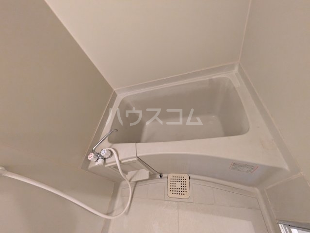 16/30 浴室