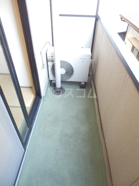 20/30 バルコニー