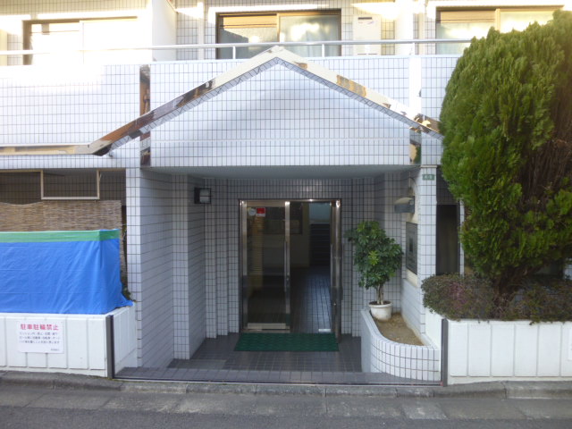 14/21 エントランス