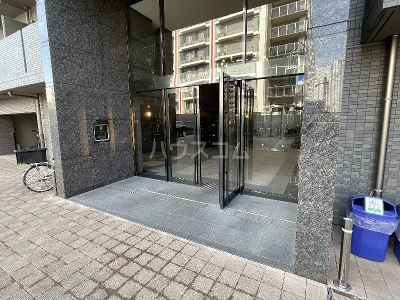 21/24 エントランス