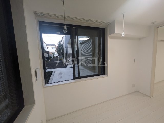 15/28 バルコニー