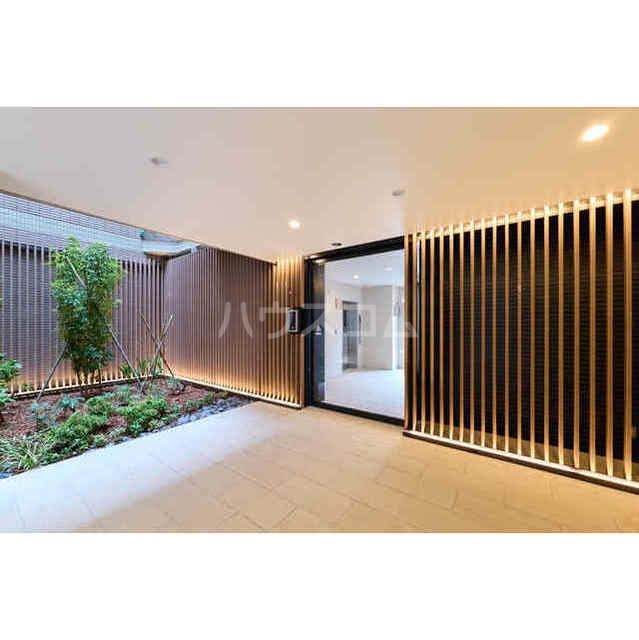 17/18 エントランス