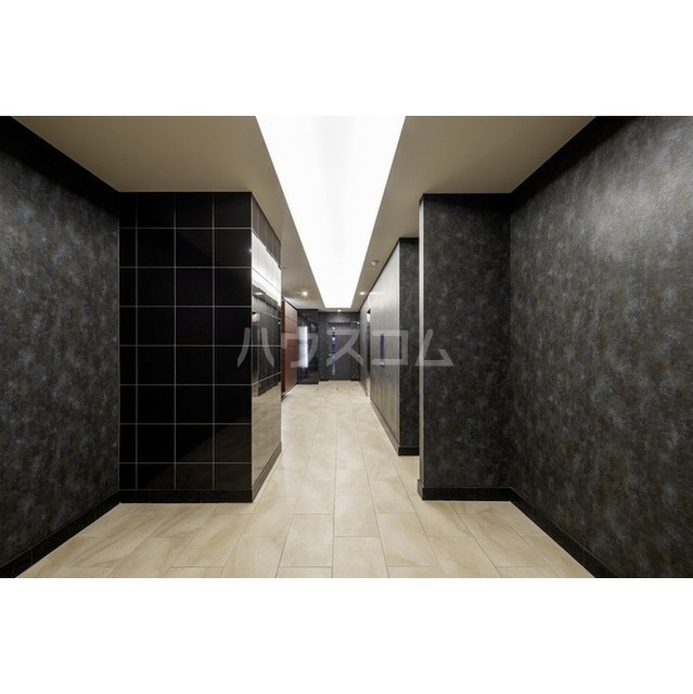 15/25 エントランス