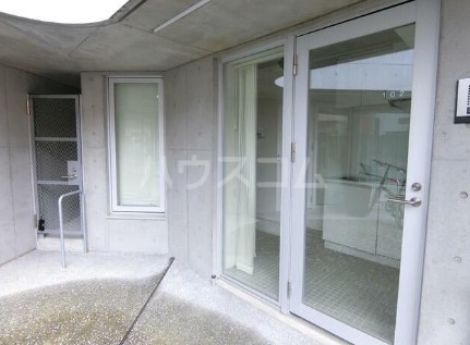 19/29 エントランス