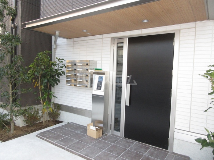 2/8 エントランス