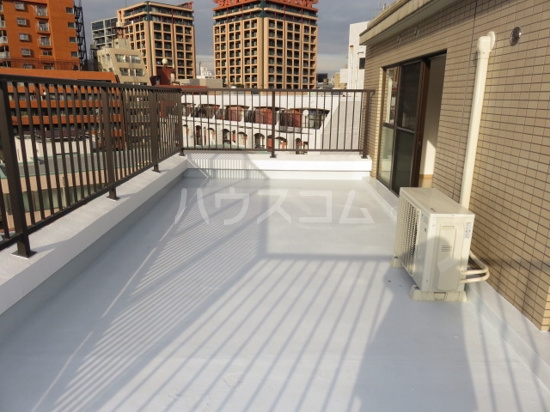 19/30 バルコニー