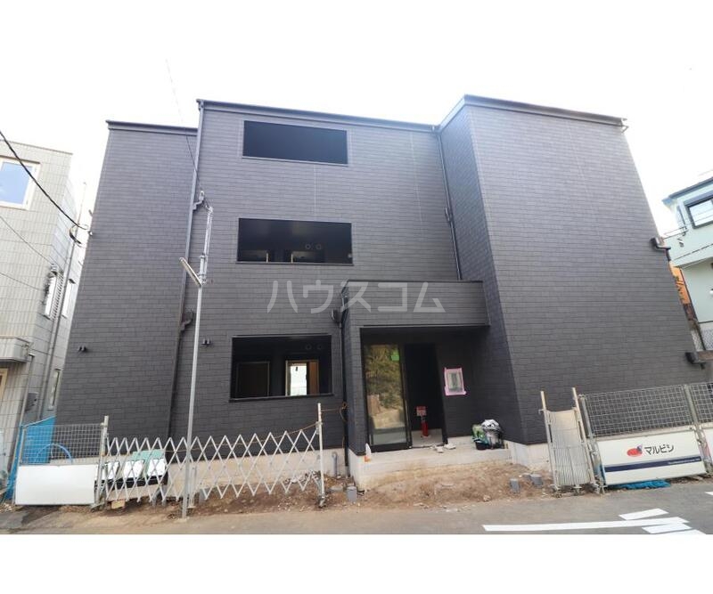 17/27 エントランス