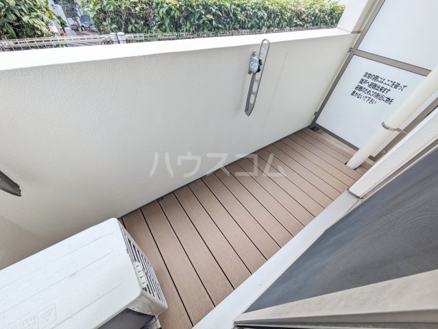 23/30 バルコニー