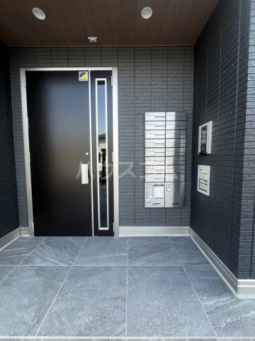 19/22 エントランス